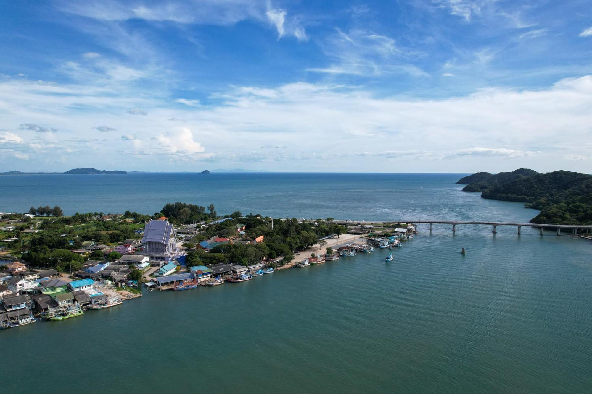 Baan Faa Talaychan Resort Chao Lao Beach Luaran gambar