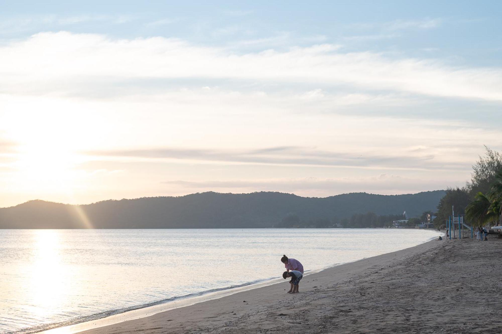 Baan Faa Talaychan Resort Chao Lao Beach Luaran gambar